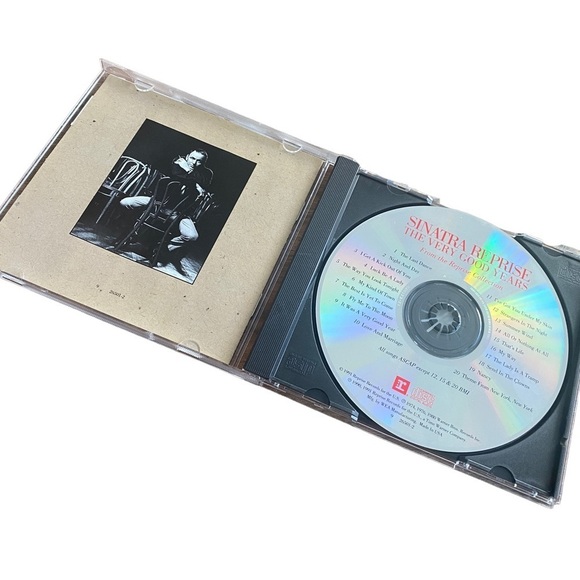 1991 Frank Sinatra - Sinatra Reprise The Very Good Years CD - Picture 2 of 10